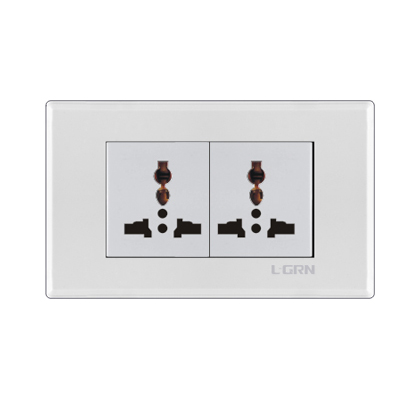 二位多功能插座